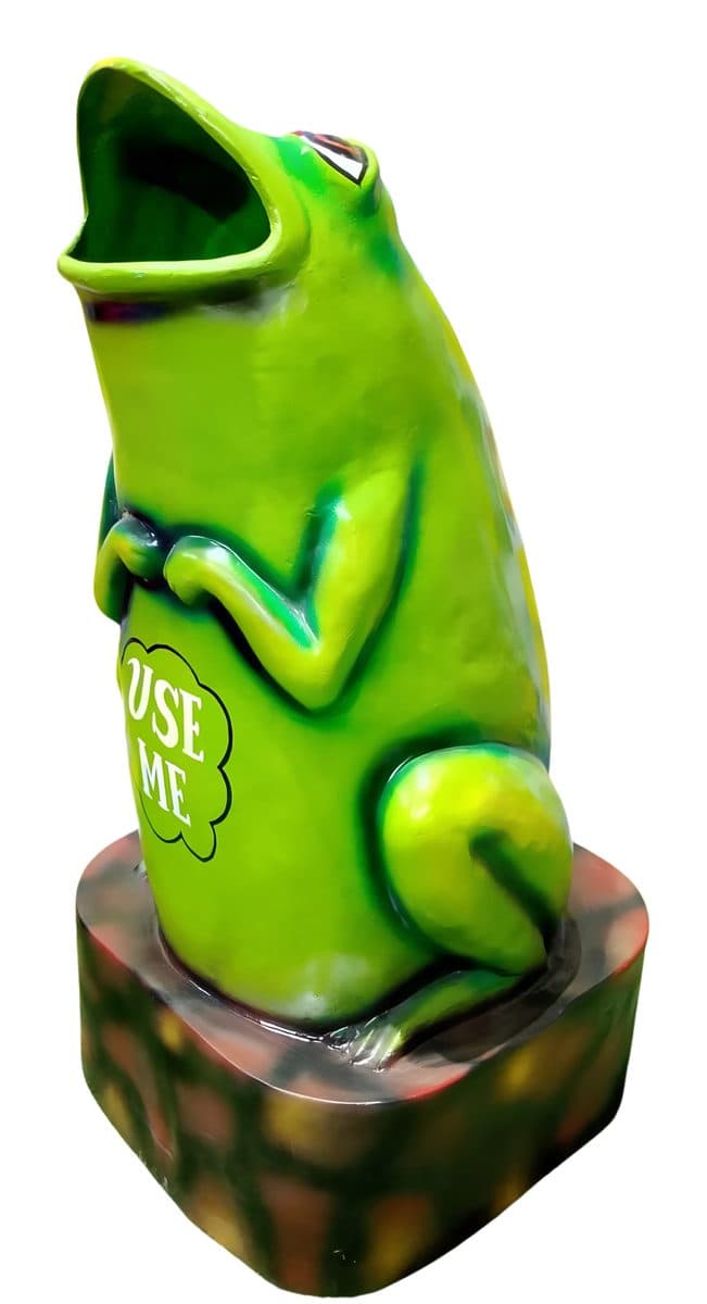 Large Frog 'Use Me' Dustbin